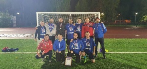 Команда "Квин-Гайва" взяла серебро на футбольном турнире!
