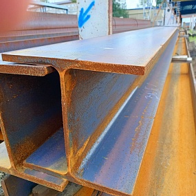 Балка стальная 24