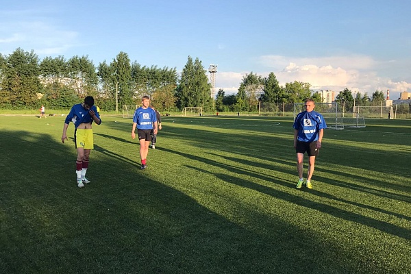 Наш футбол: Квин-Гайва в 1/2 финала!