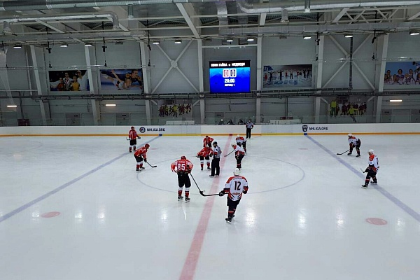 Игра в Финале VI Всероссийского Фестиваля по хоккею